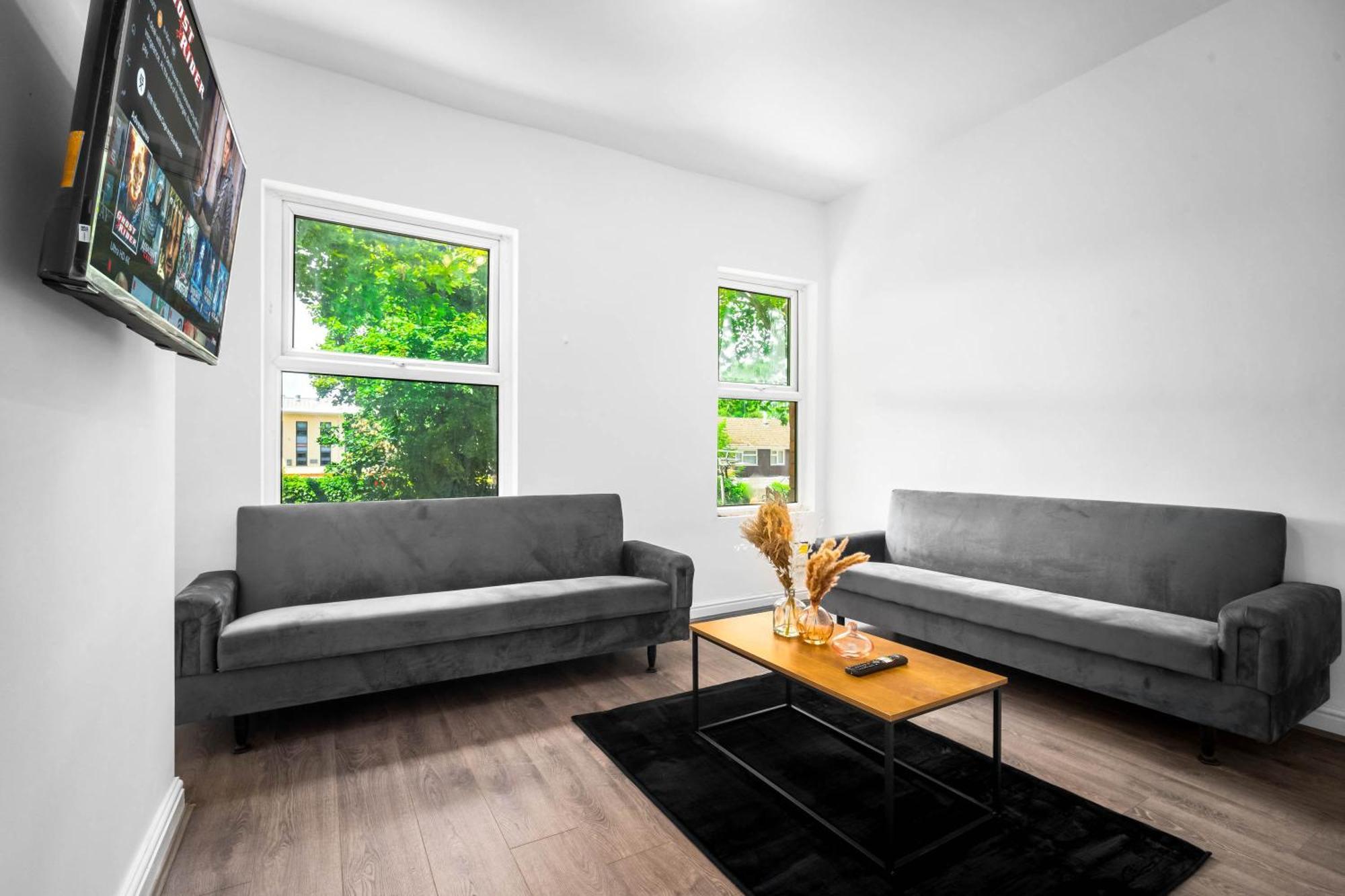Apartment 1 Bed World Nec Bhx *